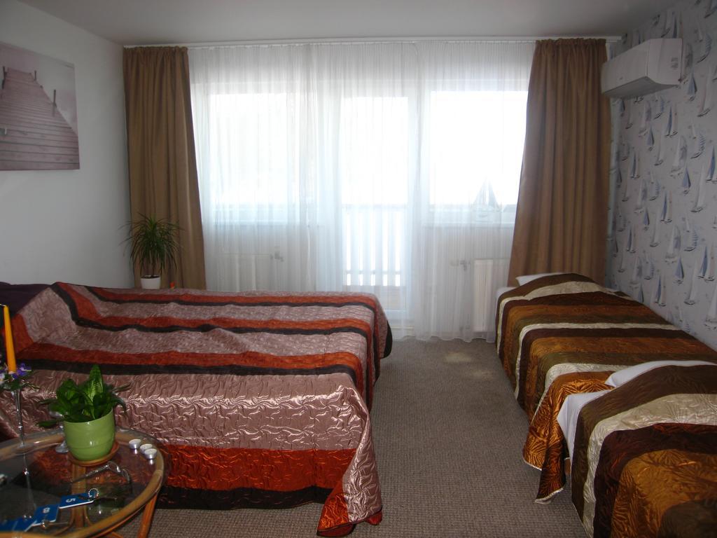 Doberani Rannamaja Hotel Valgeranna Bagian luar foto