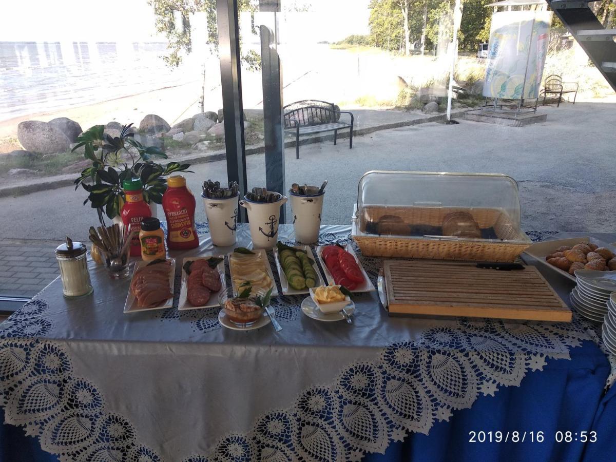 Doberani Rannamaja Hotel Valgeranna Bagian luar foto